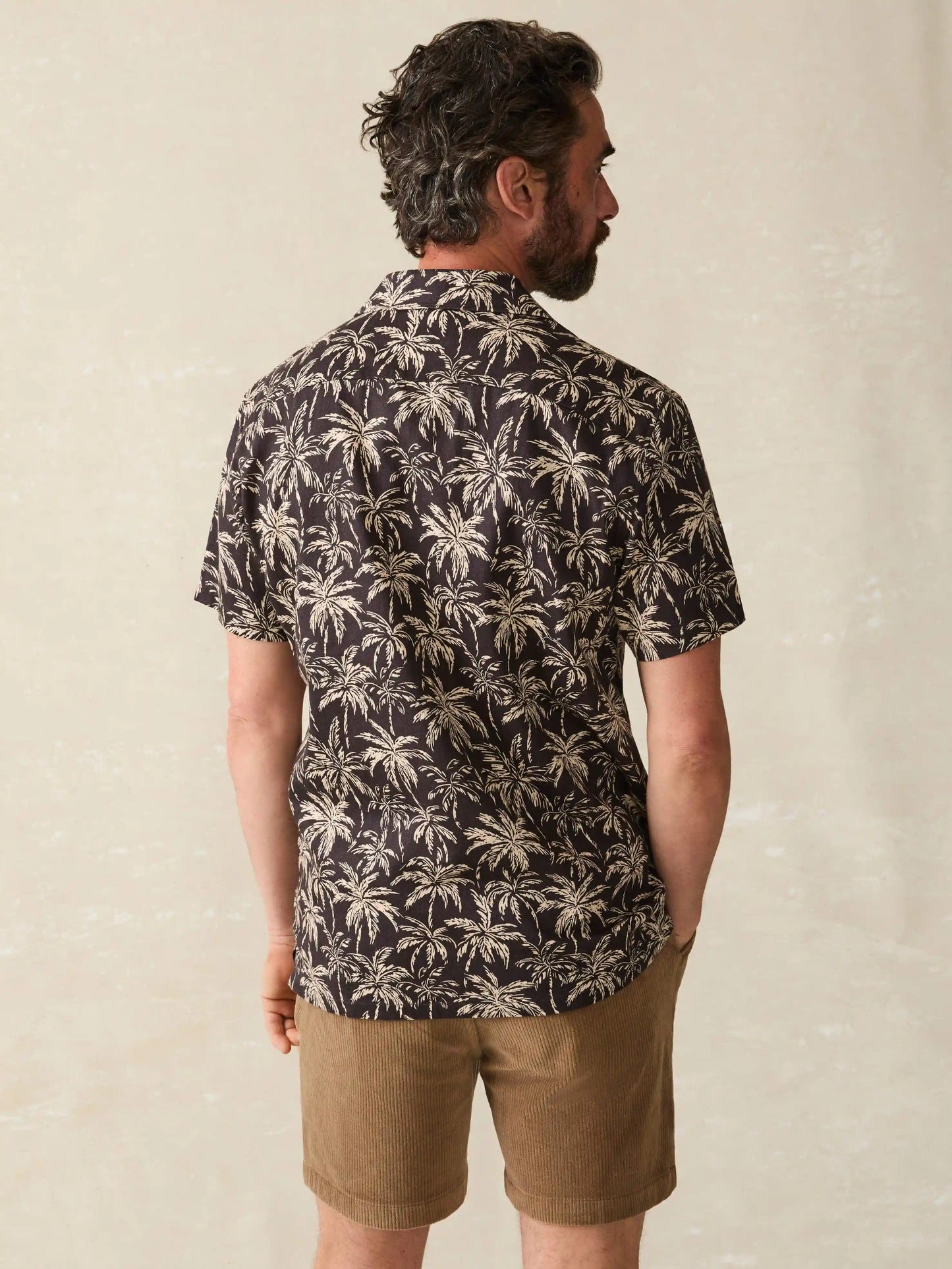 Short-Sleeve Hemp Blend Camp Shirt - Charcoal Tropic Trees