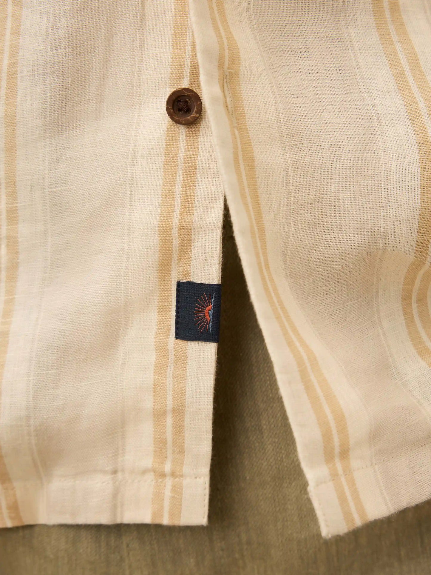 Short-Sleeve Laguna Linen Camp Shirt - Oak Island Stripe