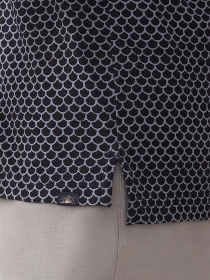 Short-Sleeve Movement™ Pique Polo - Midnight Fishscale