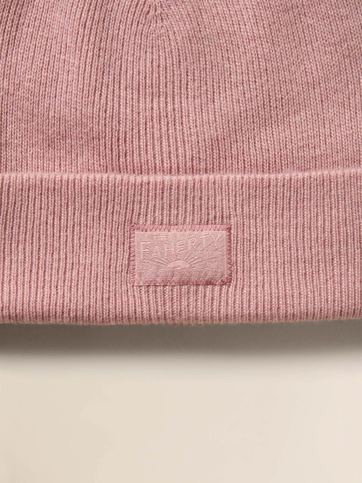 Faherty Essential Beanie - Misty Rose