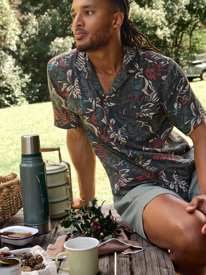 Short-Sleeve Bali Camp Shirt - Rainforest Nights