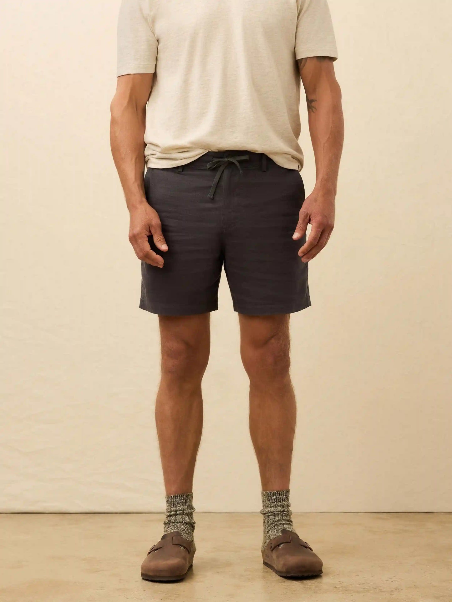 Movement™ Linen Short - Washed Black