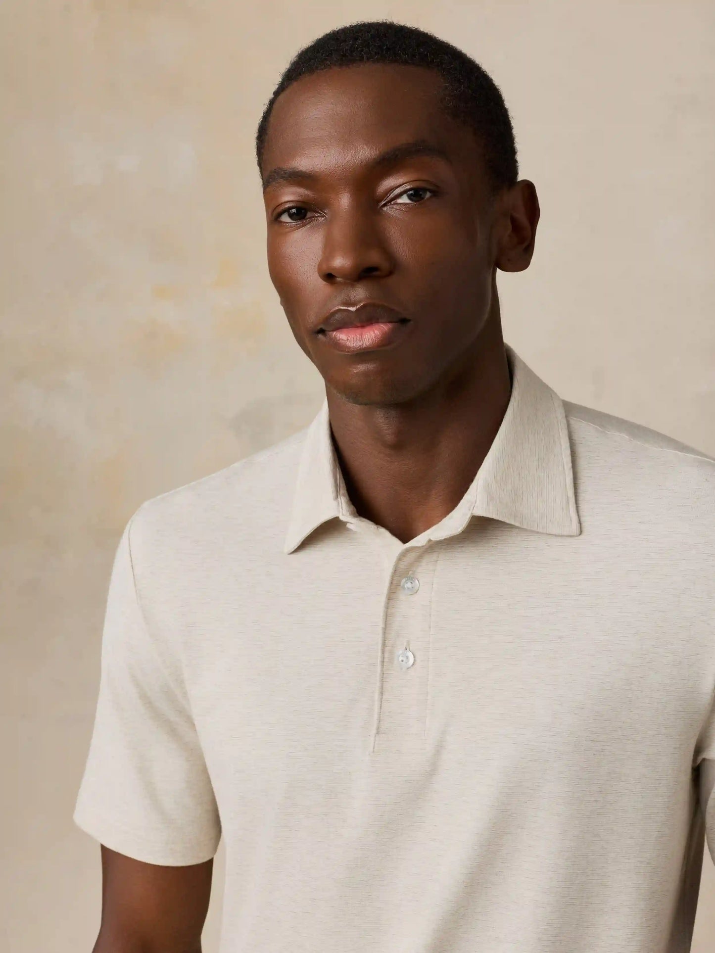 Short-Sleeve Movement™ Polo - Shore Sand Feeder