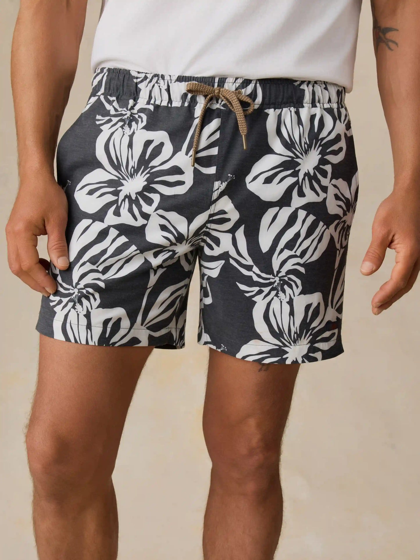 All Day™ Trunk (6") - Midnight White Floral