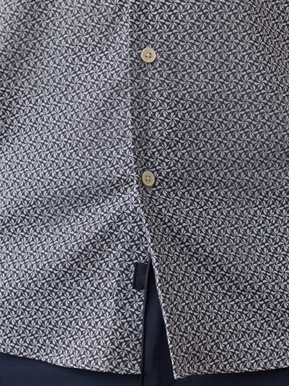 Short-Sleeve Movement™ Monterey Shirt - Navy Sundial Bloom
