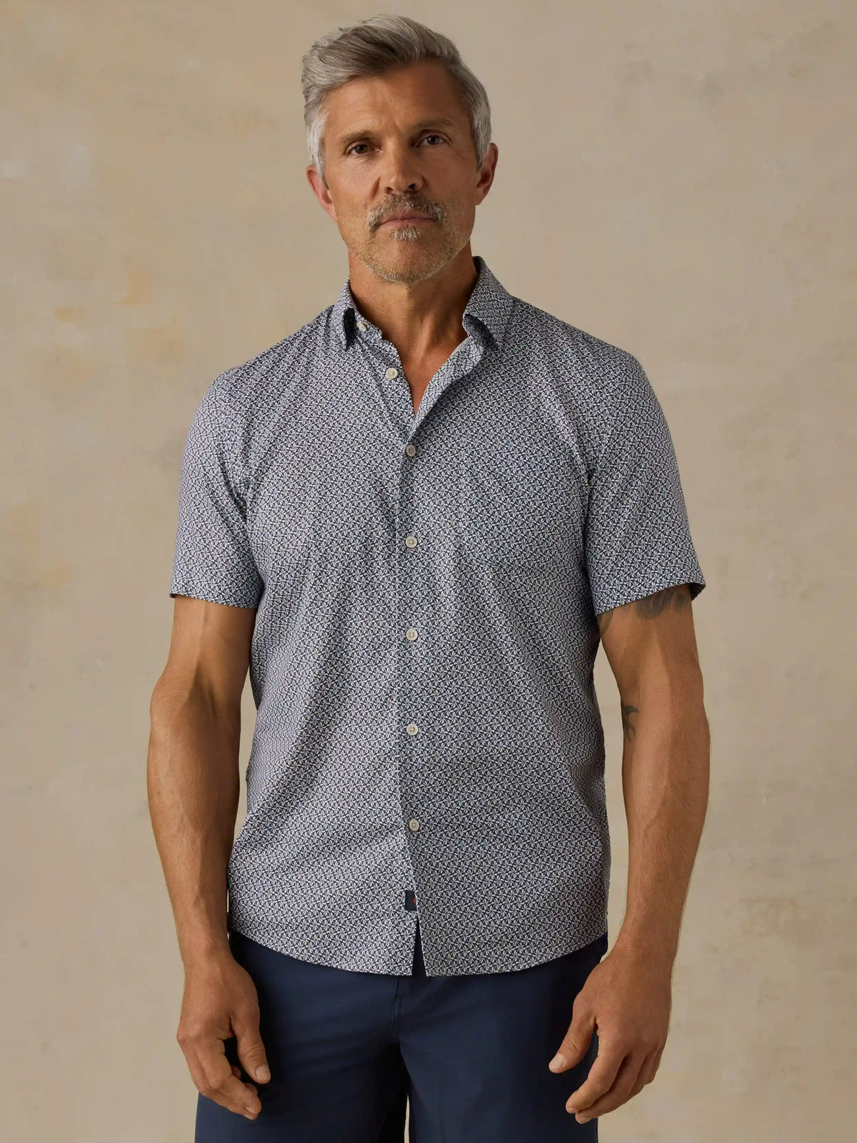Short-Sleeve Movement™ Monterey Shirt - Navy Sundial Bloom