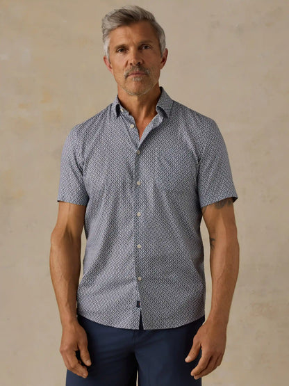 Short-Sleeve Movement™ Monterey Shirt - Navy Sundial Bloom
