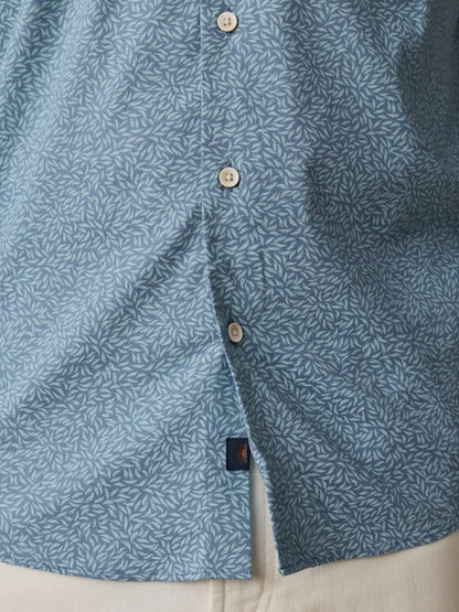 Short-Sleeve Movement™ Monterey Shirt - Teal Grove Foliage