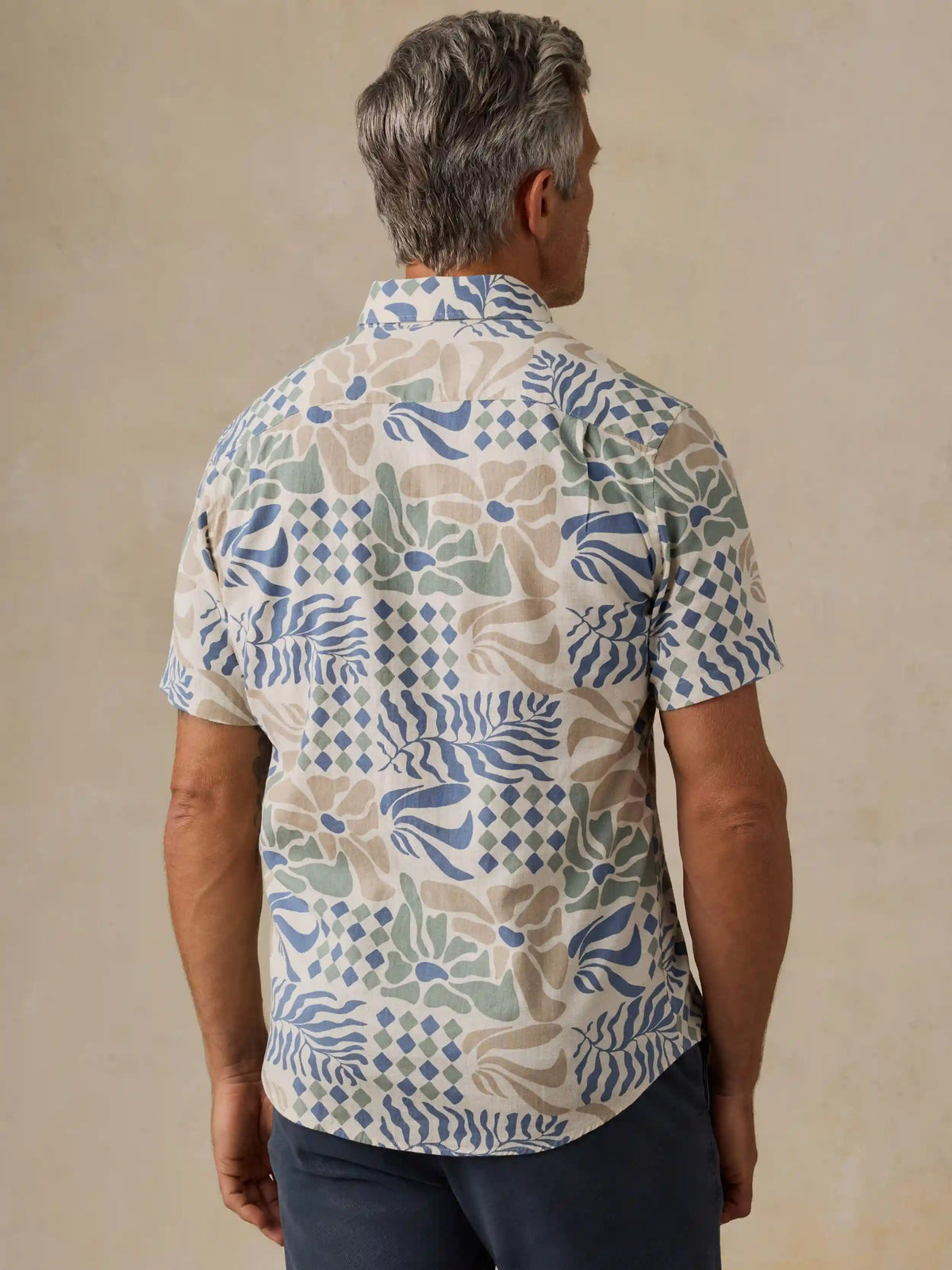 Short-Sleeve Breeze Shirt - Dune Island Tile