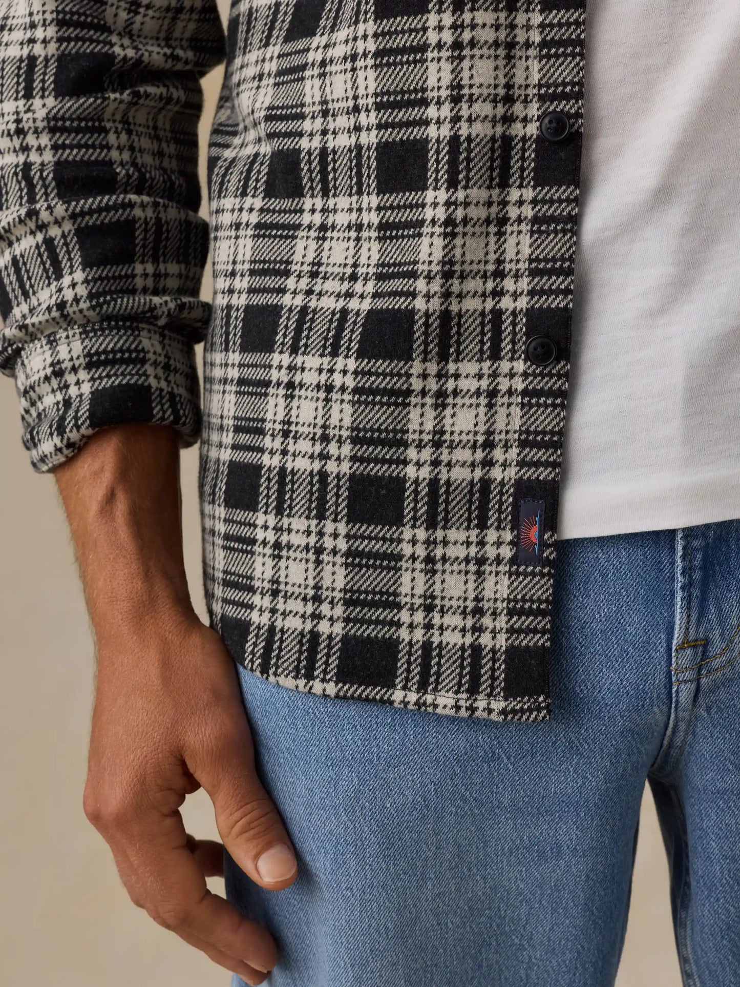 Legend™ Sweater Shirt (Single Pocket) - Charcoal Coast Plaid
