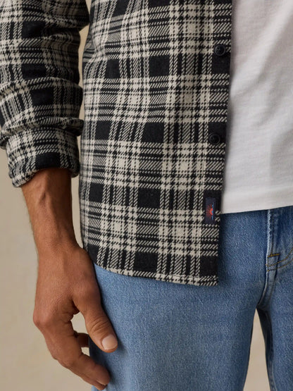 Legend™ Sweater Shirt (Single Pocket) - Charcoal Coast Plaid