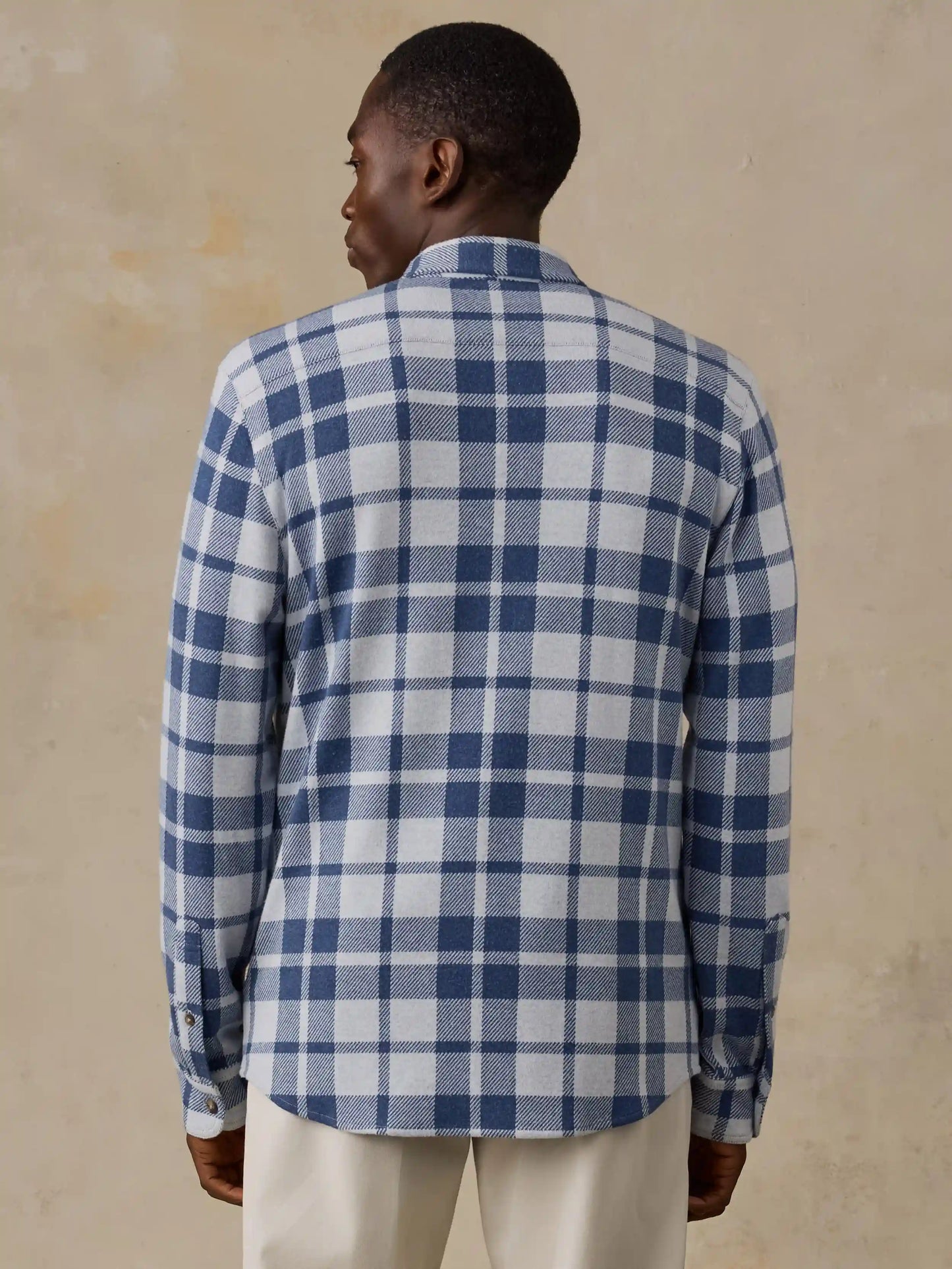 Legend™ Sweater Shirt (Single Pocket) - Stone Lake Plaid