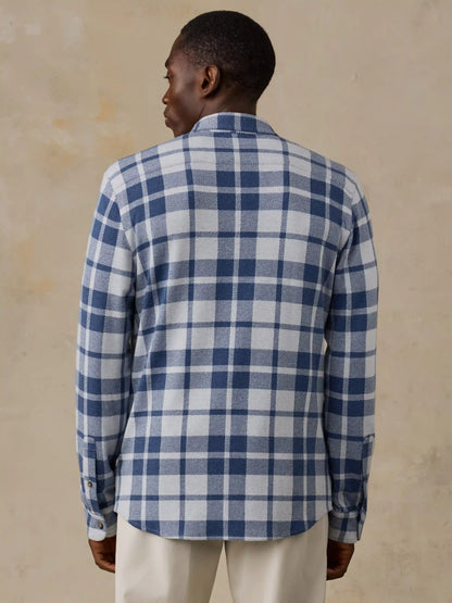 Legend™ Sweater Shirt (Single Pocket) - Stone Lake Plaid