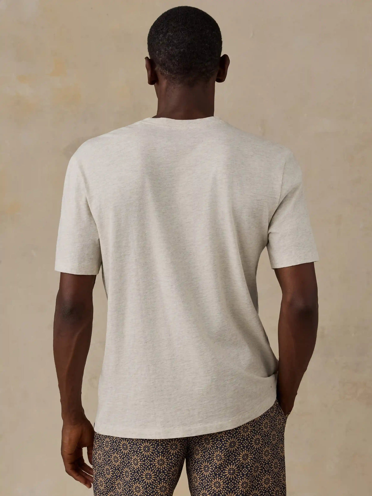 Short-Sleeve Sunwashed V-Neck Tee - Island Dune Heather
