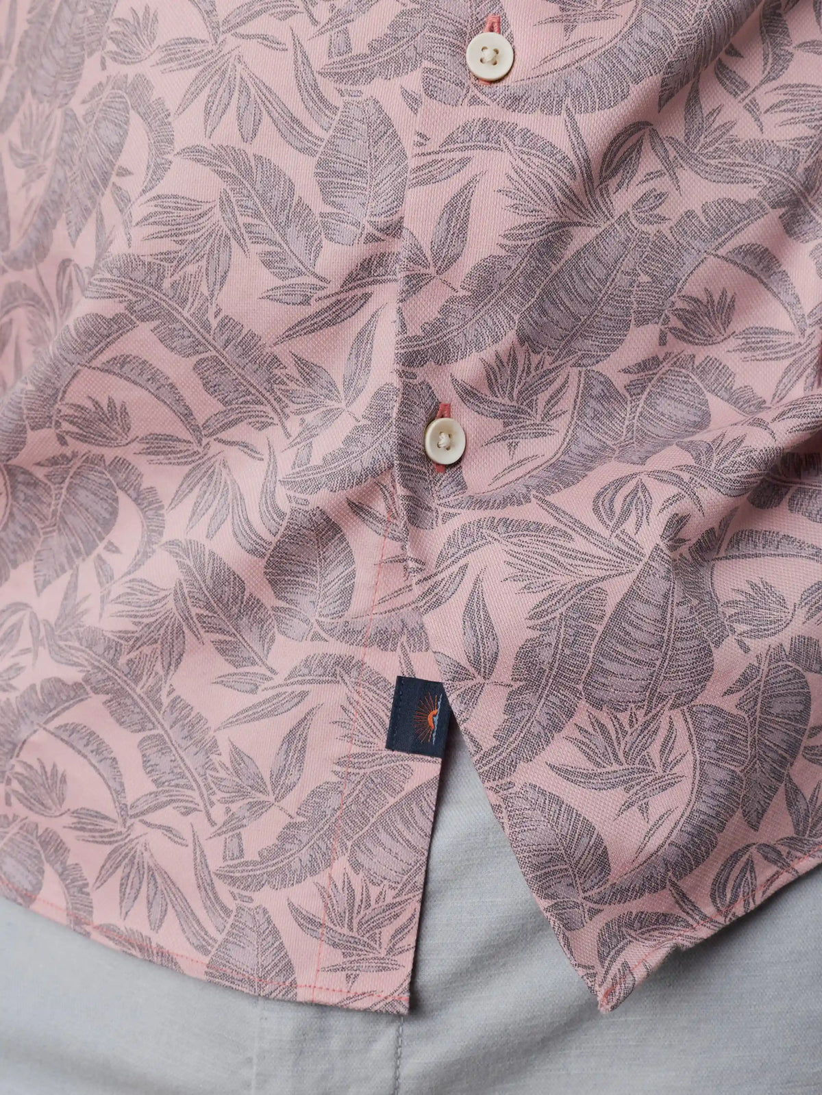 Short-Sleeve Movement™ Monterey Shirt - Mauve Tropic Foliage