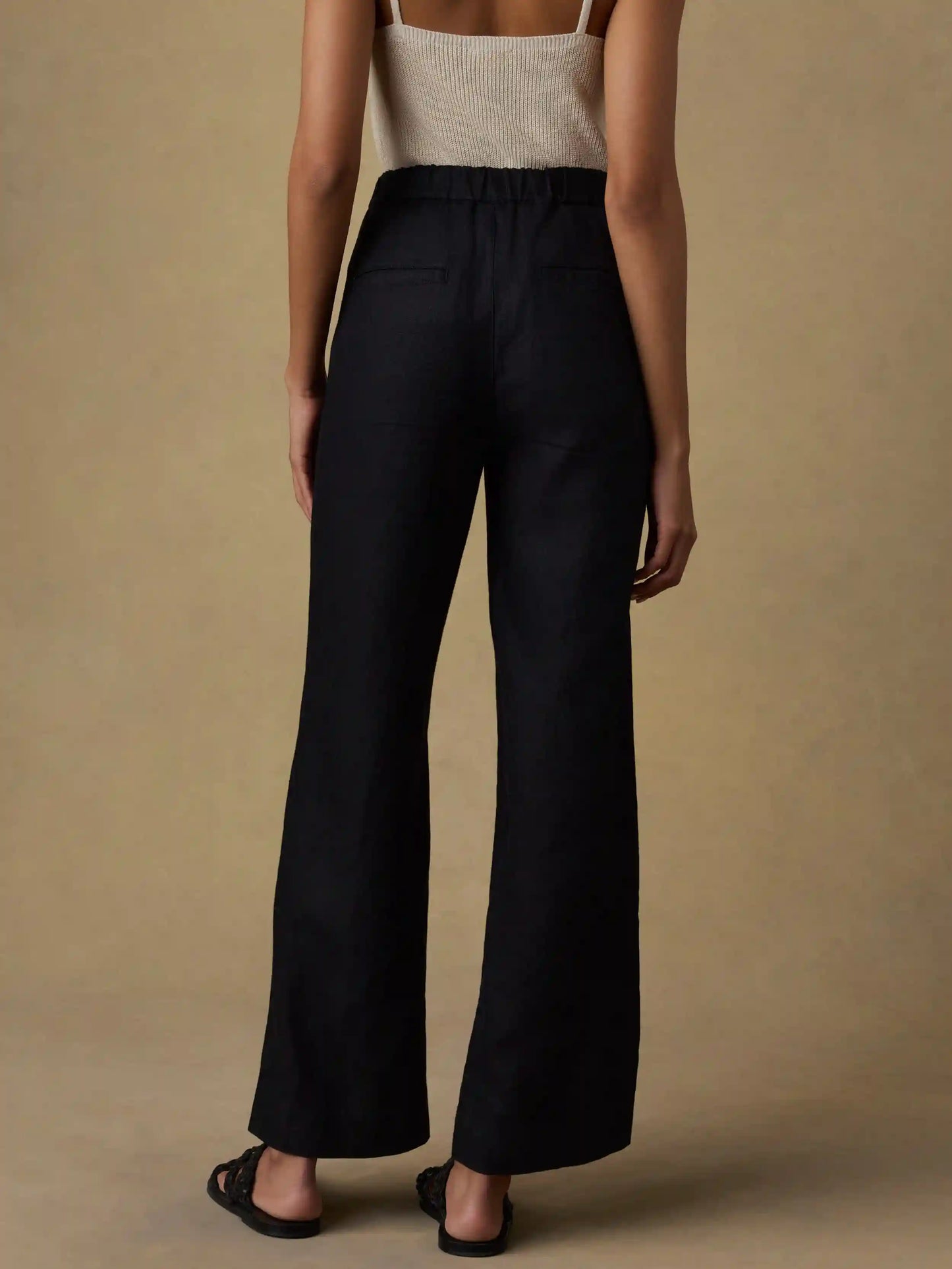 Sun Strider Linen Pant - Black