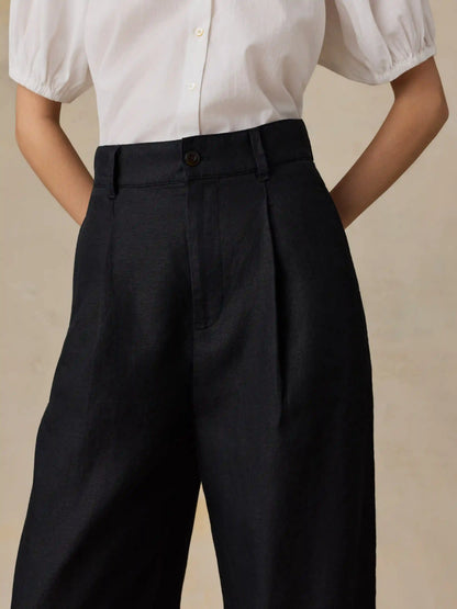 Sun Strider Linen Pleated Pant - Black